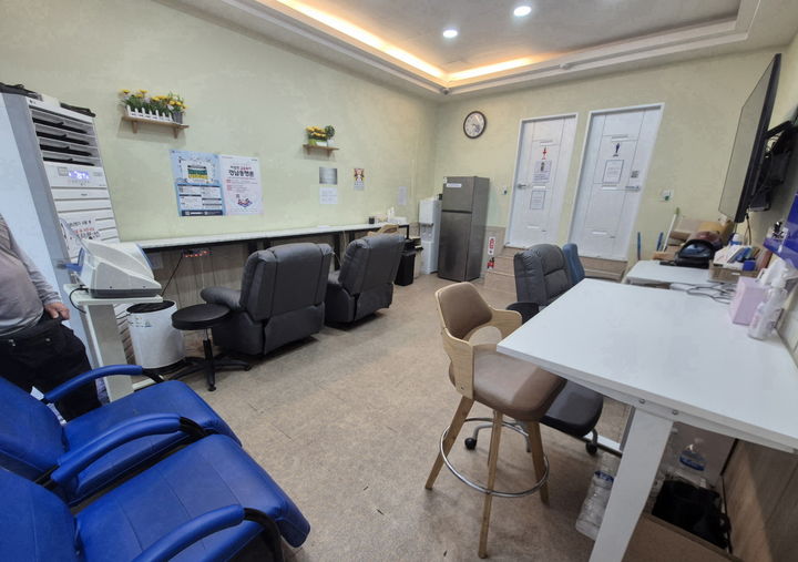 [창원=뉴시스] 강경국 기자 = 경남 창원시 마산 이동노동자 쉼터. (사진=창원시청 제공). 2025.10.08. photo@newsis.com *재판매 및 DB 금지