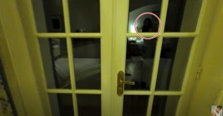 [서울=뉴시스] 김종국 아내 실루엣. (사진 = 유튜브 캡처) 2025.10.10. photo@newsis.com *재판매 및 DB 금지