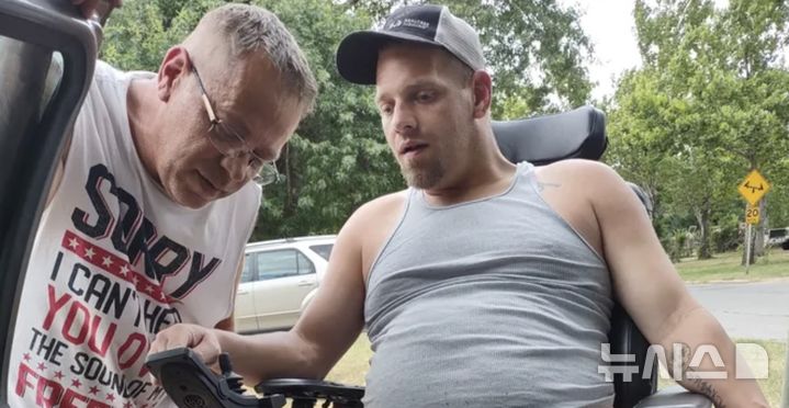 [뉴시스] 미국 오클라호마시티에서 하반신 마비 남성 대상 주거침입 절도 사건이 발생했다. (사진=gofundme 캡처) 2025.10.09 