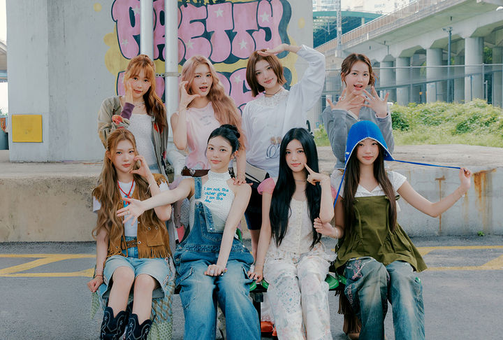 [서울=뉴시스] 걸그룹 '하츠투하츠'. (사진=SM엔터테인먼트 제공) 2025.10.10. photo@newsis.com *재판매 및 DB 금지