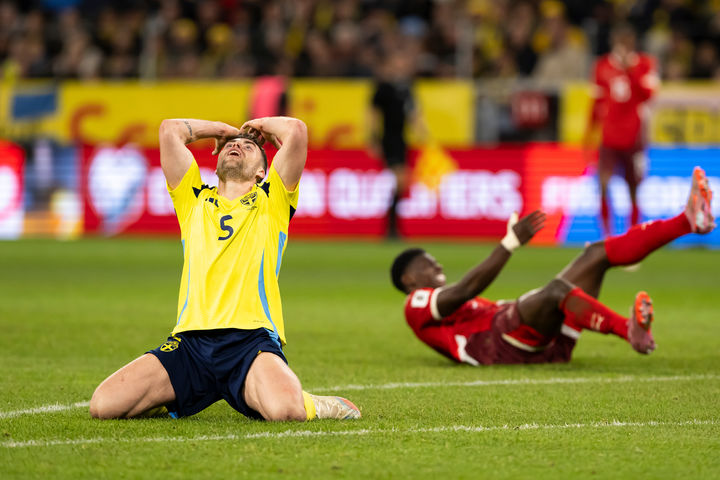 [스톡홀름=AP/뉴시스] 스웨덴 남자 대표팀의 가브리엘 거드먼드슨. 2025.10.10.