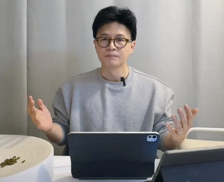 [서울=뉴시스] 한동훈 전 국민의힘 대표가 12·3 비상계엄 당시 자신을 체포하라는 명령을 받은 '한동훈 체포조'에 대해 의견을 밝혔다. (사진 = 한동훈 페이스북 캡처) 2025.10.12.) *재판매 및 DB 금지