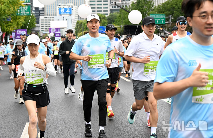 서울시 3월부터 '모닝 런' 시범운영…주말 아침, 도로 일부 막는다