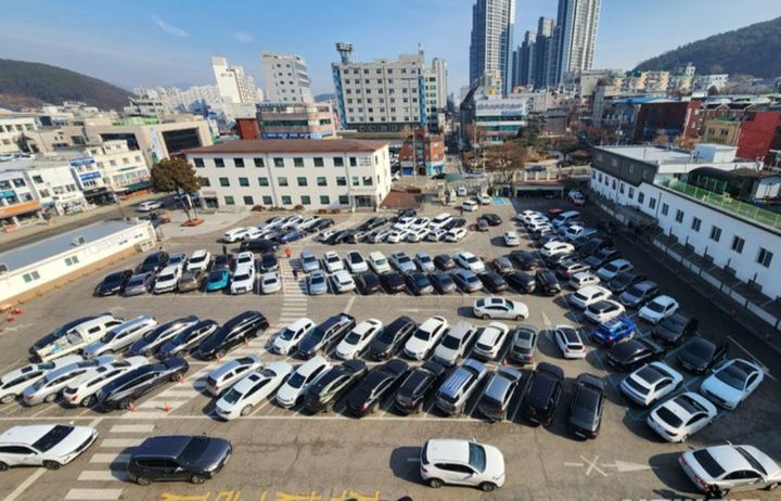 [용인=뉴시스]용인시 처인구청 및 부설 주차장 전경(사진=뉴시스 DB) *재판매 및 DB 금지