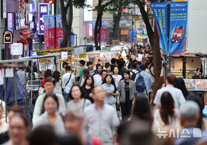 "한국 좋다"는 중국인들 늘었다…1년 새 큰 폭 상승