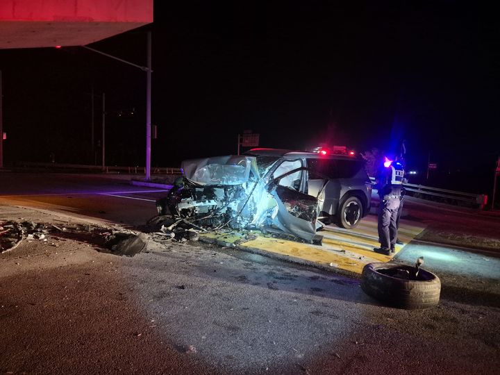 김제서 고가다리 기둥 들이받은 40대 운전자 숨져