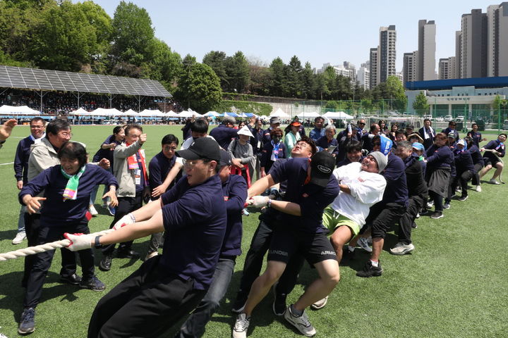 [서울=뉴시스] 지난해 4월 27일에 열린 강남구민화합축제. 2025.10.13. (사진=강남구 제공) *재판매 및 DB 금지