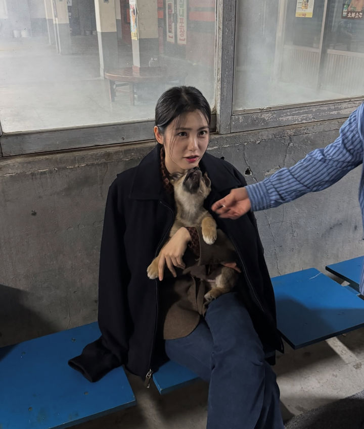 [서울=뉴시스] 배우 신예은. (사진=신예은 인스타그램 캡처) 2025.10.13. photo@newsis.com *재판매 및 DB 금지