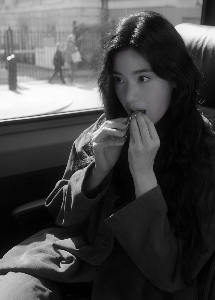 [서울=뉴시스] 배우 정은채. (사진=정은채 인스타그램 캡처) 2025.10.13. photo@newsis.com *재판매 및 DB 금지