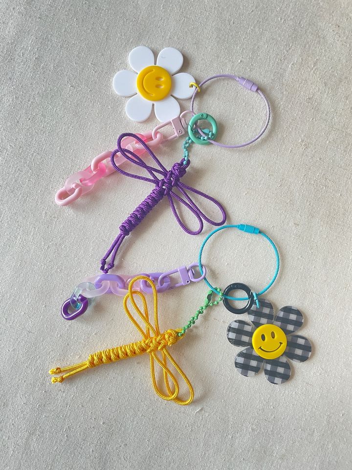 [서울=뉴시스]  전통매듭 열쇠고리(키링) 완성작 (사진=국가유산청 제공:) 2025.10.13. photo@newsis.com *재판매 및 DB 금지