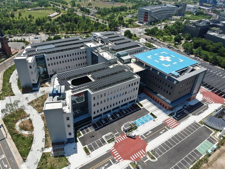 [서울=뉴시스] 동부건설이 준공한 국립소방병원 전경. 2025.10.13. (사진=동부건설 제공) photo@newsis.com *재판매 및 DB 금지