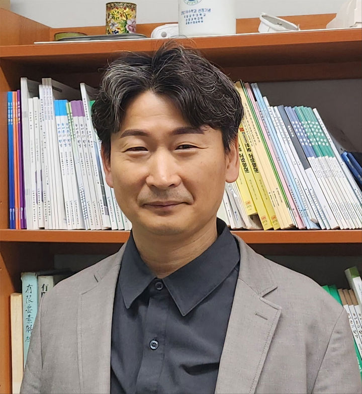 [공주=뉴시스] 국립공주대 지역건설공학과 정남수 교수. (사진=국립공주대 제공) 2025.10.13. photo@newsis.com *재판매 및 DB 금지