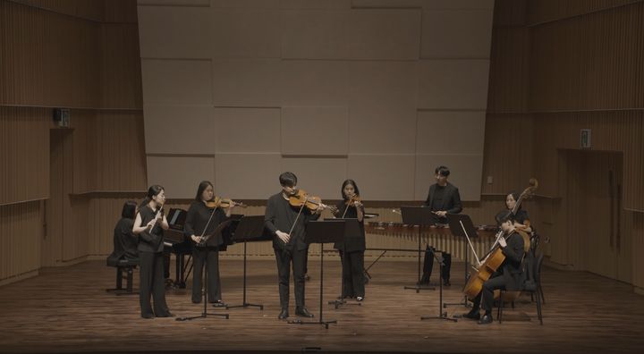 [대구=뉴시스] 비발디의 대표작 '사계'를 중심으로 계절의 흐름에 따라 감성적인 음악 여정을 펼치는 시니어 관객을 위한 특별한 공연을 선보인다. (사진 = 수성문화재단 제공) 2025.10.13. photo@newsis.com *재판매 및 DB 금지