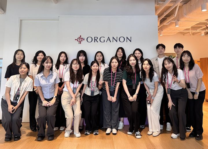 [서울=뉴시스] 한국오가논은 4개 약학대학 총 18명의 재학생을 대상으로 한 인턴십 프로그램을 마무리했다. (사진=한국오가논 제공) 2025.10.13. photo@newsis.com *재판매 및 DB 금지