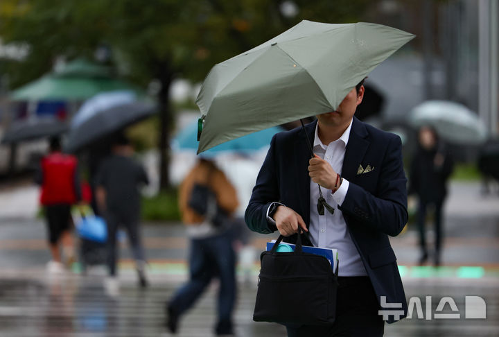 경북 영덕, 울진 평지 '호우주의보'…시간당 30㎜ 강한 비