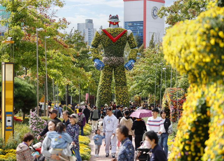 [대전=뉴시스] 지난해 열린 제15회 유성국화축제 *재판매 및 DB 금지