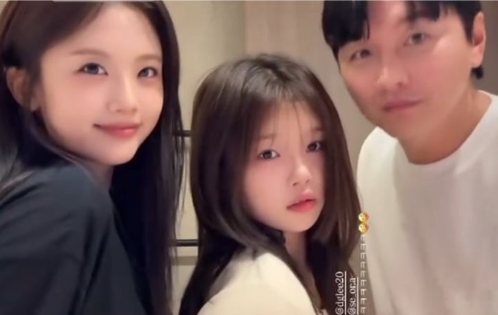 [서울=뉴시스] 이동국이 딸 재시, 설아와 함께 다정하게 포즈를 취하고 있다. (사진=이수진 인스타그램 캡처) 2025.10.14. photo@newsis.com  *재판매 및 DB 금지