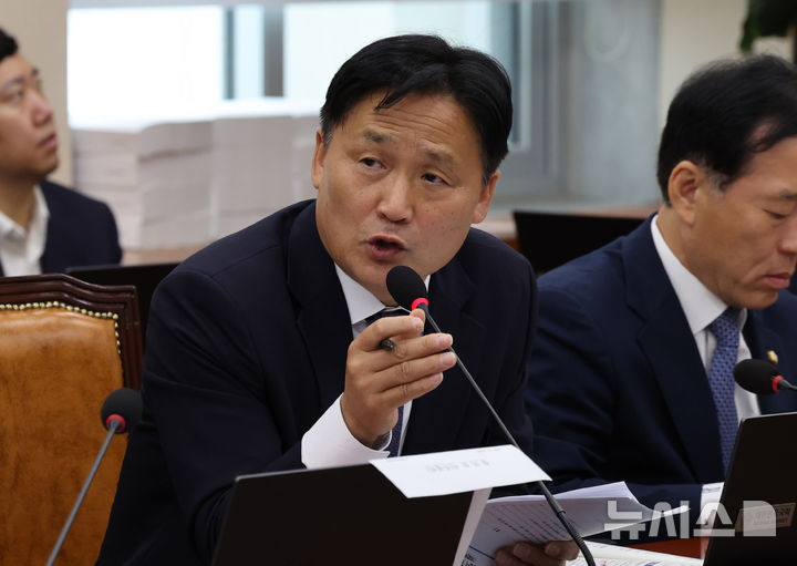 與 김영진 "조국혁신당 합당 찬성…지선 이후 통합 시 분열 커질 것"