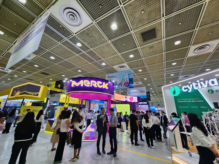 [서울=뉴시스] 이승주 기자 = 15일 '바이오플러스-인터펙스 코리아 2025'(BIX 2025) 전경. 2025.10.15. heyjude@newsis.com *재판매 및 DB 금지