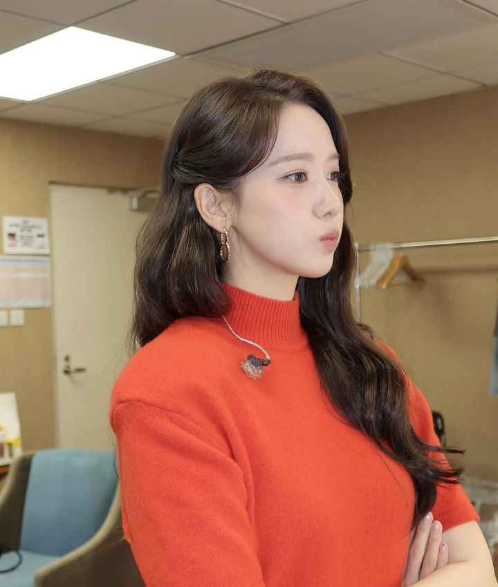 [서울=뉴시스] 가수 겸 배우 임윤아 (사진=임윤아 인스타그램 캡처) 2025.10.15. photo@newsis.com *재판매 및 DB 금지