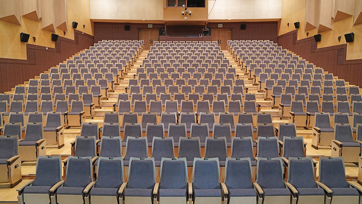 [대구=뉴시스] 객석이 교체된 대구 어울아트센터 함지홀. (사진=행복북구문화재단 제공) 2025.10.16. photo@newsis.com *재판매 및 DB 금지