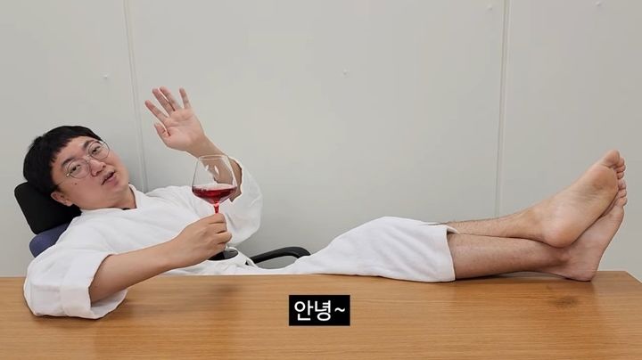 [서울=뉴시스] '충주맨' 김선태 주무관. (사진='충주시' 유튜브 채널 캡처) *재판매 및 DB 금지