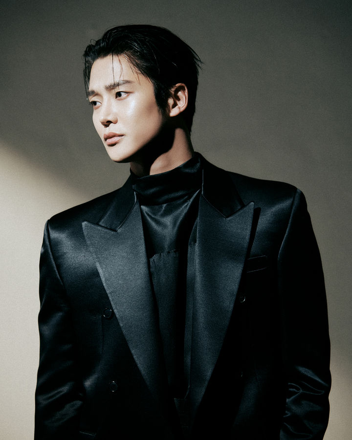 [서울=뉴시스] 배우 로운. (사진=월트디즈니 컴퍼니 코리아 제공) 2025.10.16. photo@newsis.com *재판매 및 DB 금지