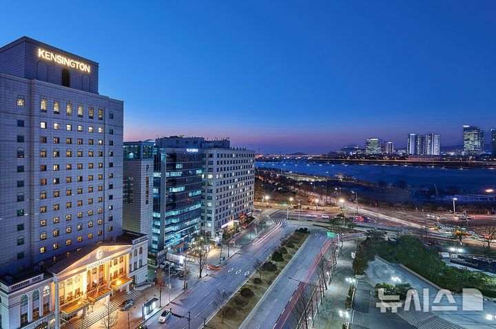 [서울=뉴시스] 이랜드파크 켄싱턴호텔 여의도의 전경. photo@newsis.com