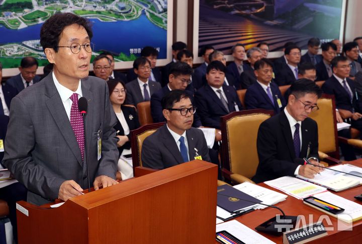 [서울=뉴시스] 함진규 한국도로공사 사장. photo@newsis.com