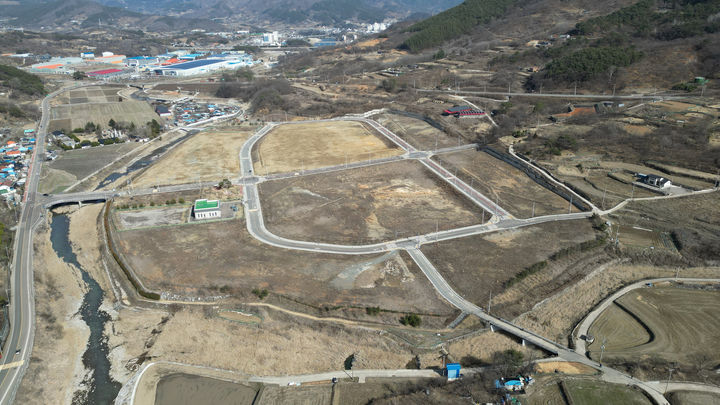 [산청=뉴시스] 산청한방항노화산단 전경 (사진=산청군 제공) 2026.05.12. photo@newsis.com *재판매 및 DB 금지