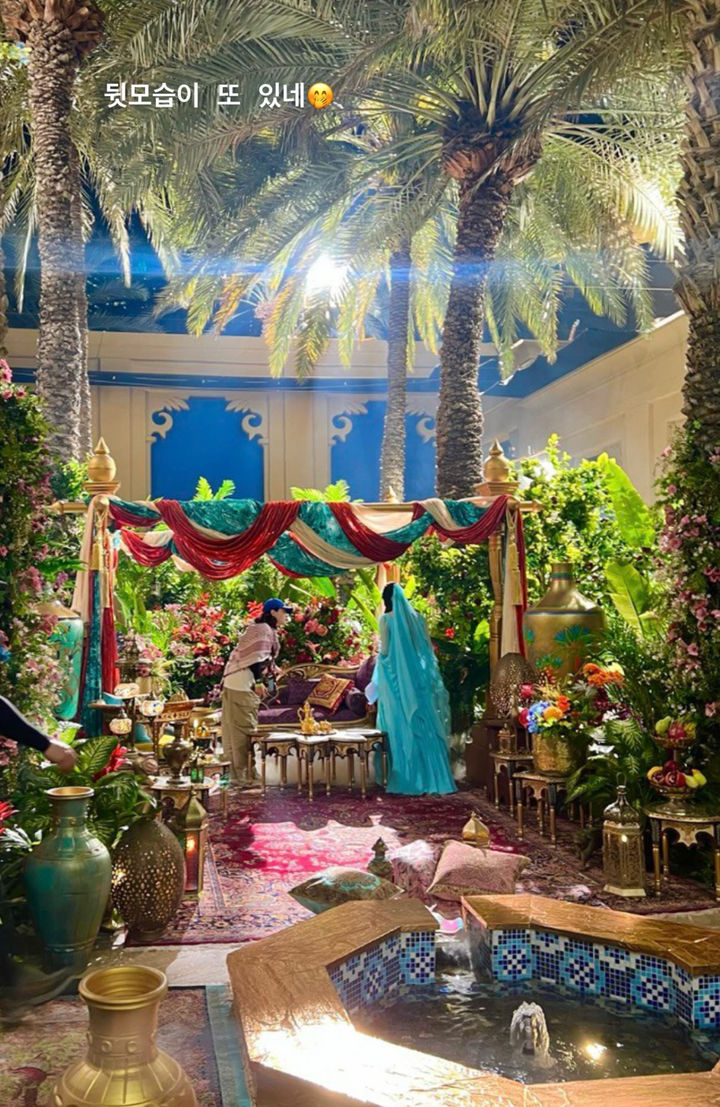 [서울=뉴시스] 배우 송혜교. (사진=송혜교 인스타그램 캡처) 2025.10.17. photo@newsis.com *재판매 및 DB 금지