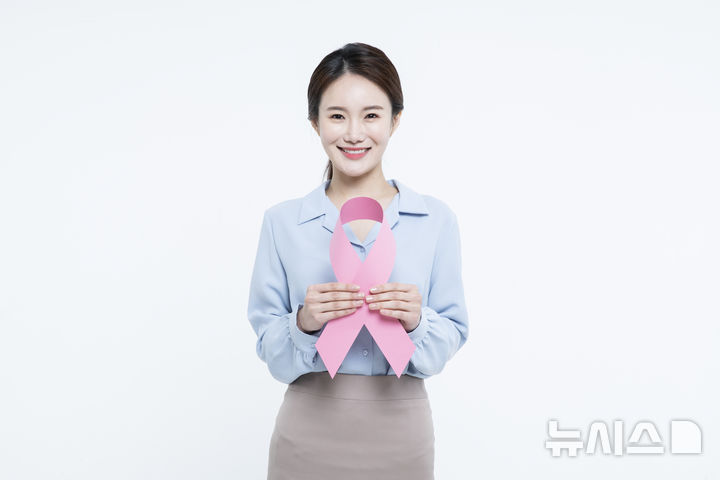 [서울=뉴시스] 매년 10월 19일은 '세계 유방암의 날'이다. (사진= 유토이미지 제공)