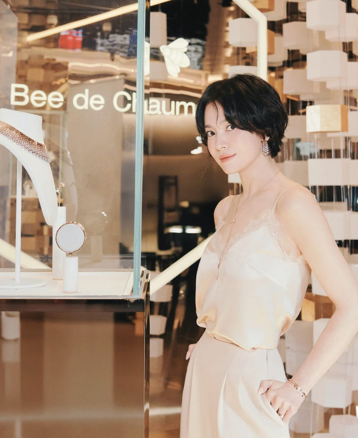 [서울=뉴시스] 배우 송혜교. (사진=송혜교 인스타그램 캡처) 2025.10.17. photo@newsis.com *재판매 및 DB 금지