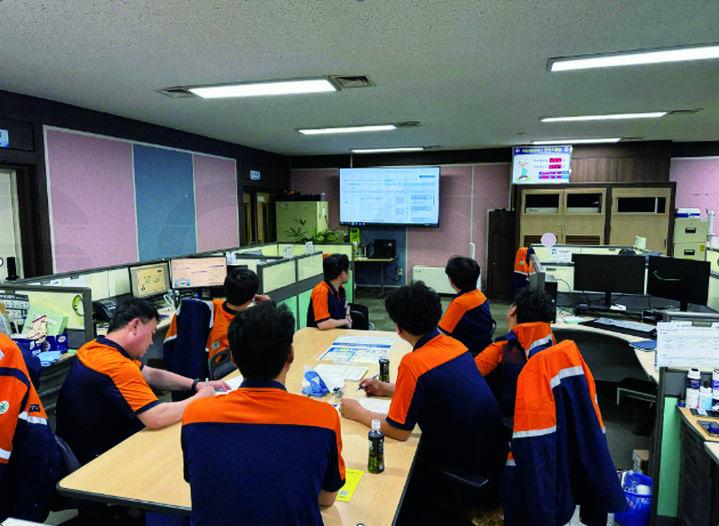 [서울=뉴시스]성과공유사업 회의.(사진=포스코 제공) 2025.10.20. photo@newsis.com *재판매 및 DB 금지
