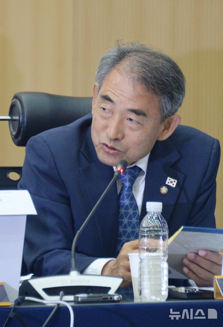 [전주=뉴시스] 김얼 기자 = 더불어민주당 윤준병 국회의원. 2025.10.17. pmkeul@newsis.com