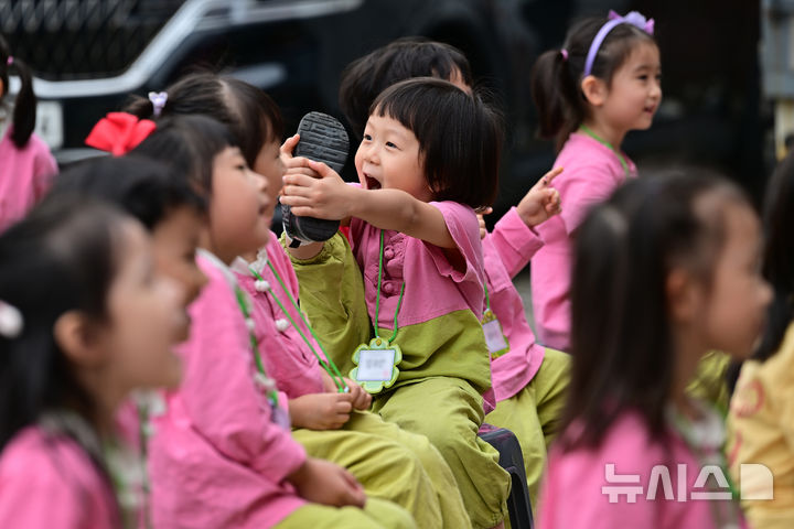 기후부, 어린이집·유치원 2000곳 환경 검사…600곳 개선 지원