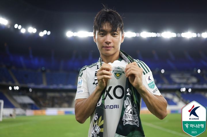 [서울=뉴시스] 프로축구 K리그1 전북현대의 전진우. (사진=한국프로축구연맹 제공) *재판매 및 DB 금지