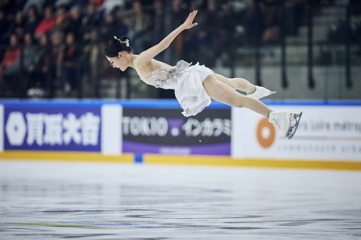 [서울=뉴시스] 피겨스케이팅 국가대표 김채연이 19일(한국 시간) 프랑스 앙제에서 열린 2025~2026 국제빙상경기연맹(ISU) 피겨 시니어 그랑프리 1차 대회 프리스케이팅에서 연기를 펼치고 있다. (사진=ISU 공식 SNS 캡처) 2025.10.19. *재판매 및 DB 금지