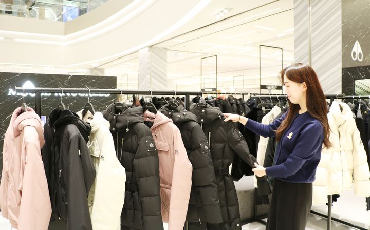 [대구=뉴시스] 대구 신세계백화점은 4층 행사장에서 '무스너클' 시즌 팝업 행사를 진행한다. (사진 = 대구 신세계백화점 제공) 2025.10.19. photo@newsis.com *재판매 및 DB 금지