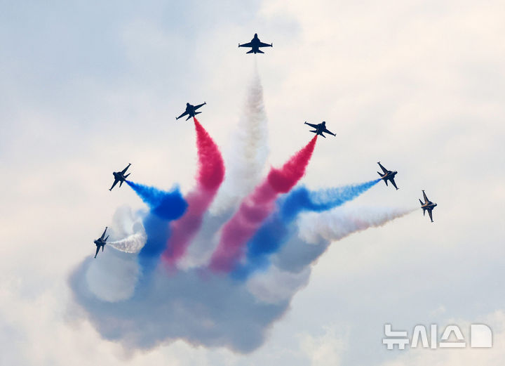 공군 블랙이글스, 내달 사우디서 첫 에어쇼…日 급유 협의 완료