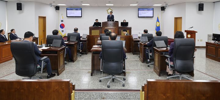 산청=뉴시스] 산청군의회 제308회 임시회 (사진=산청군의회 제공) 2025. 10. 20. photo@newsis.com *재판매 및 DB 금지