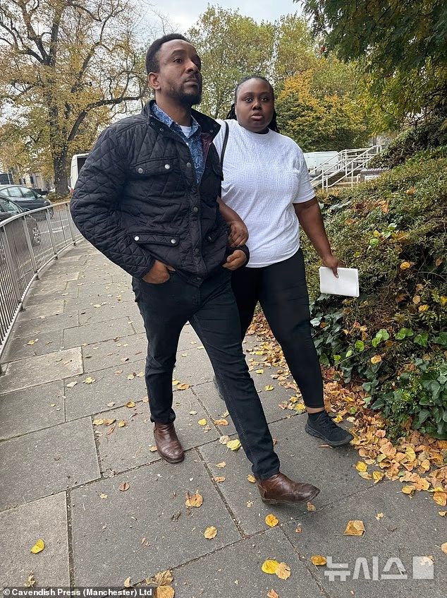 [뉴시스] 아내의 신분으로 위장해 간호사로 근무한 루시우스 은조쿠와 아내가 사기 혐의로 기소된 뒤 체스터 법원에 출두하는 모습. (사진=데일리메일) 2025.10.19 