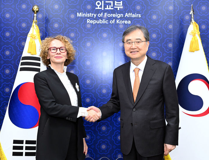 [서울=뉴시스] 조현 외교장관, 셰케린스카 NATO 사무차장 면담 .(사진=외교부 제공) 2025.10.20 *재판매 및 DB 금지