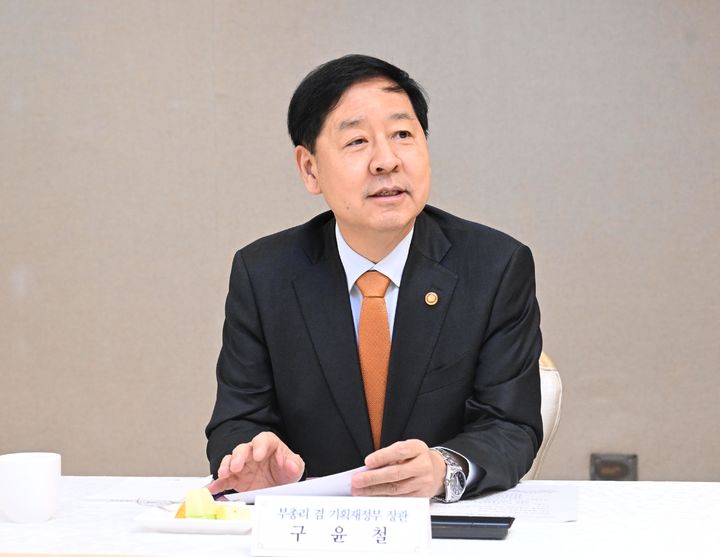 [서울=뉴시스] 구윤철 부총리 겸 기획재정부 장관이 20일 간담회에서 발언하고 있다. (사진=기획재정부 제공) 2025.10.20. photo@newsis.com *재판매 및 DB 금지