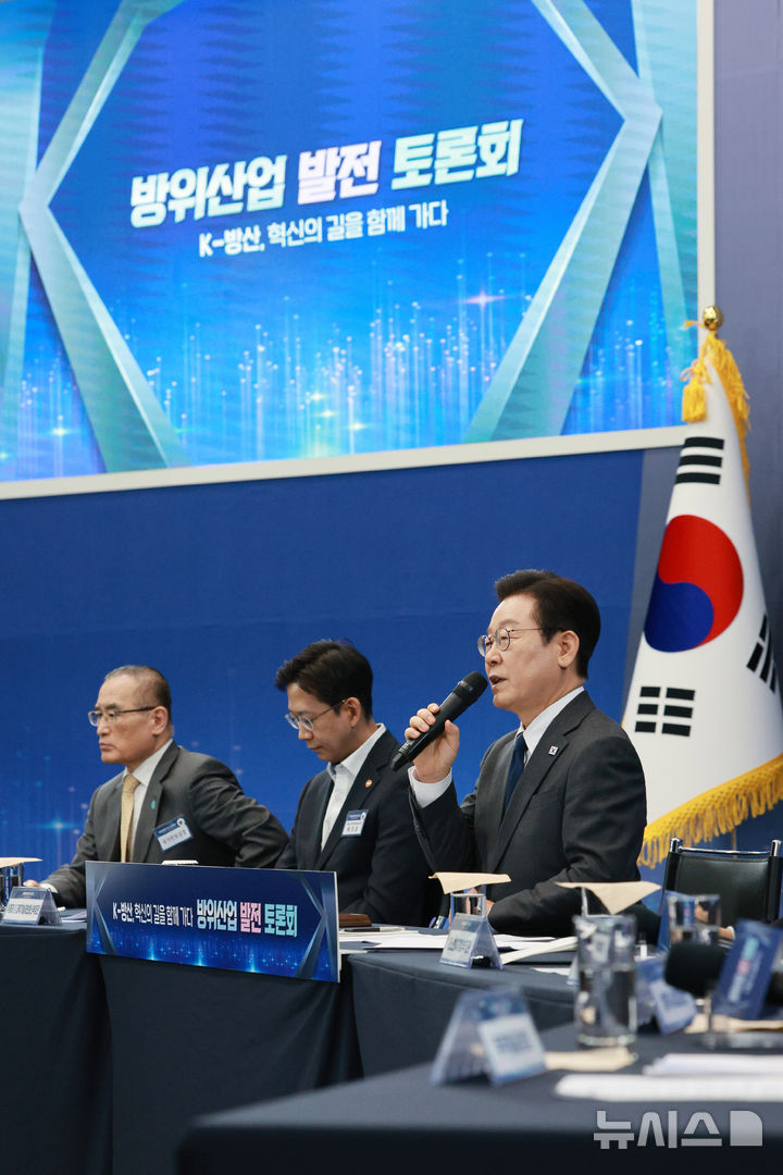 이재명 대통령, "우리 국방 우리 스스로 할 수 있다고 생각하도록 만들어야" [뉴시스Pic]