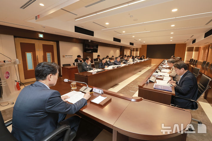 [군포=뉴시스] 군포시가 내년도 시정을 차질 없이 진행하기 위해 오는 23일까지 주요 업무 계획 보고회를 진행한다. (사진=군포시 제공).2025.10.21.photo@newsis.com
