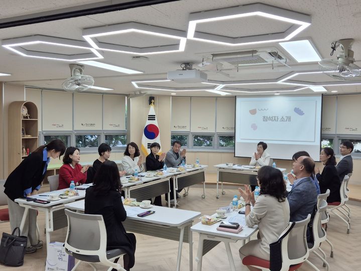  *재판매 및 DB 금지