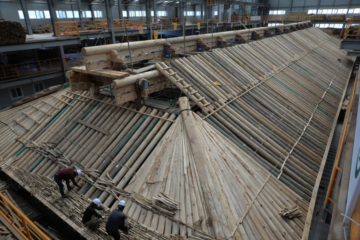 해체 수리 공사가 진행 중인 여수 진남관(사진=국가유산청 제공) 2025.10.21. photo@newsis.com *재판매 및 DB 금지 *재판매 및 DB 금지