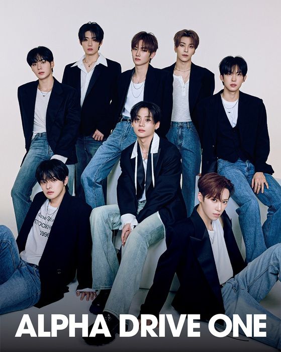 [서울=뉴시스] 그룹 '알파드라이브원'. (사진=웨이크원 제공) 2025.10.21. photo@newsis.com *재판매 및 DB 금지