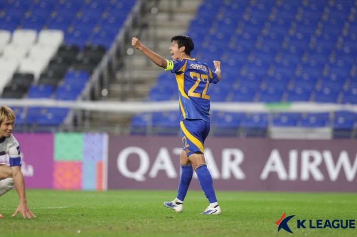 [서울=뉴시스] 프로축구 K리그1 울산 HD의 김민혁. (사진=한국프로축구연맹 제공) *재판매 및 DB 금지